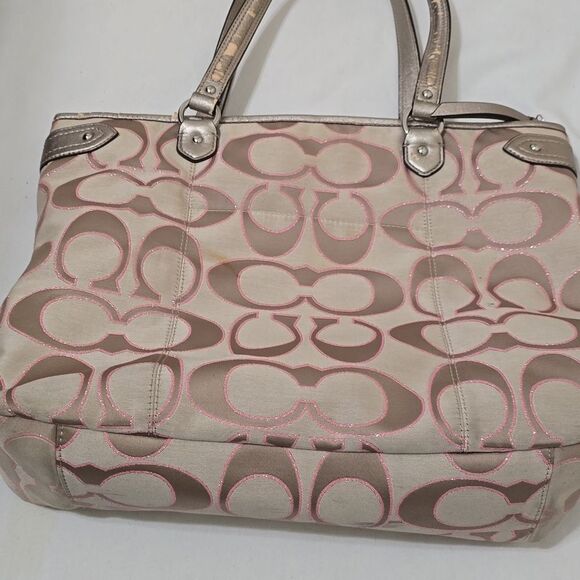 Coach Purse Tan and Light - Picture 3 of 11